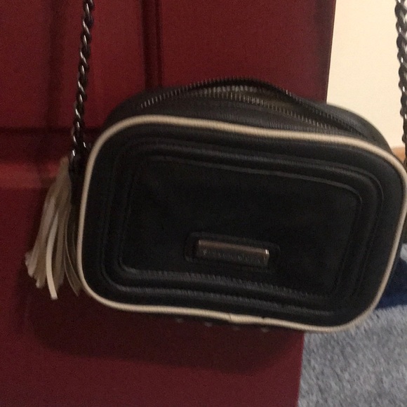 Steve Madden Crossbody black quit - Picture 3 of 3